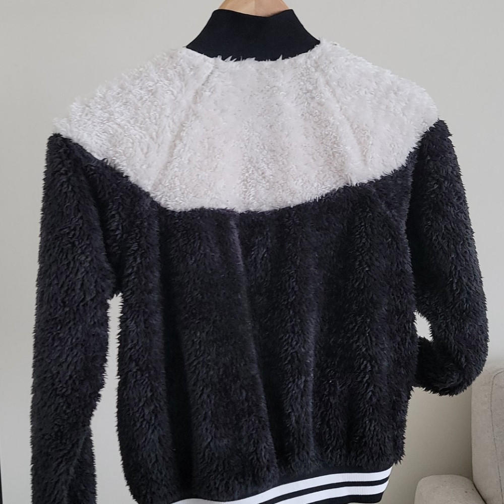Nike Women's Sportswear Sherpa Bomber Jacket - Picture 6 of 6